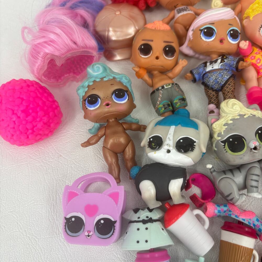 LOL Surprise Dolls Babies Pets Accessories Variety Lot over 50 Pieces‎ MGA OMG - Picture 6 of 12
